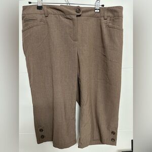 Reitmans: Women’s Petite Crops- Size 14 Petite